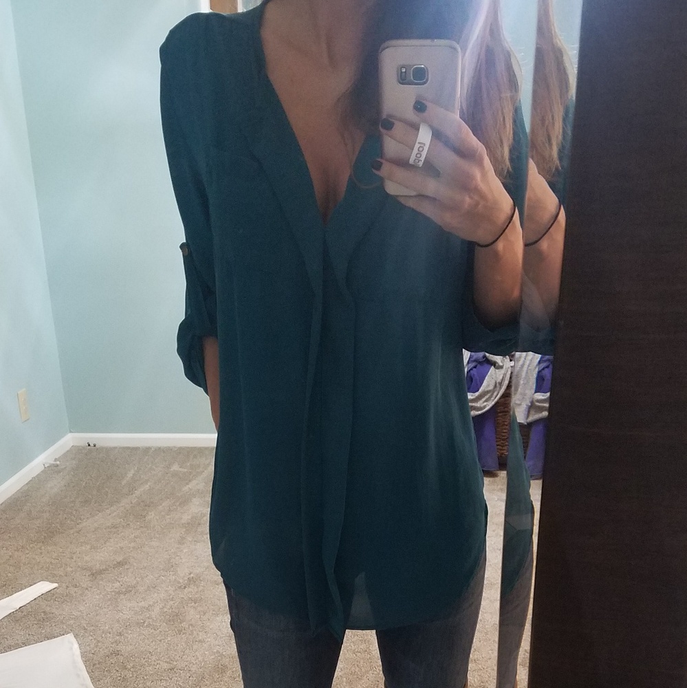 Lulu's Emerald Green Blouse